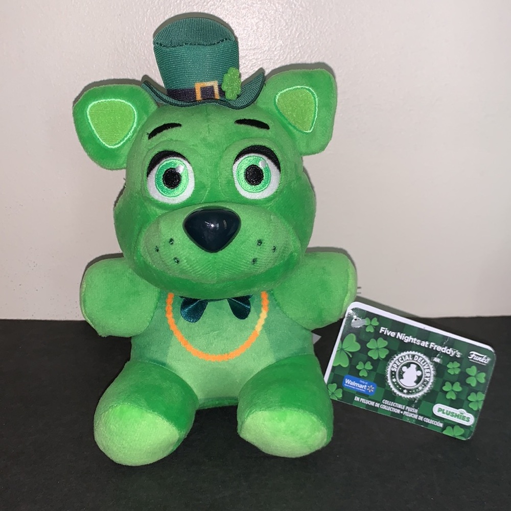 Vaulted FIve Nights At Freddy’s Walmartt Shamrock Freddy Plush Special Delivery
